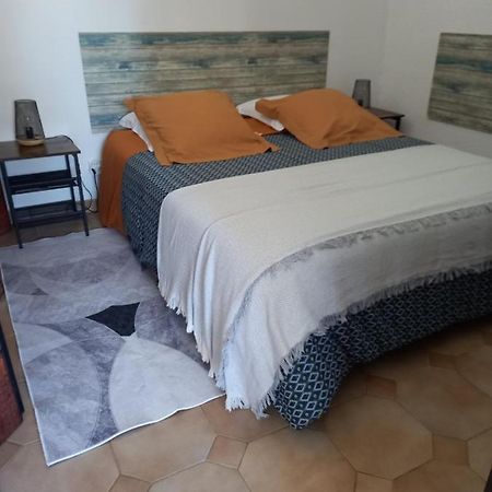 Chez Noelle Panzió Illiers-Combray Kültér fotó